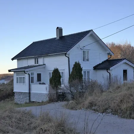 Tatil Evi Gammelstua Hitra